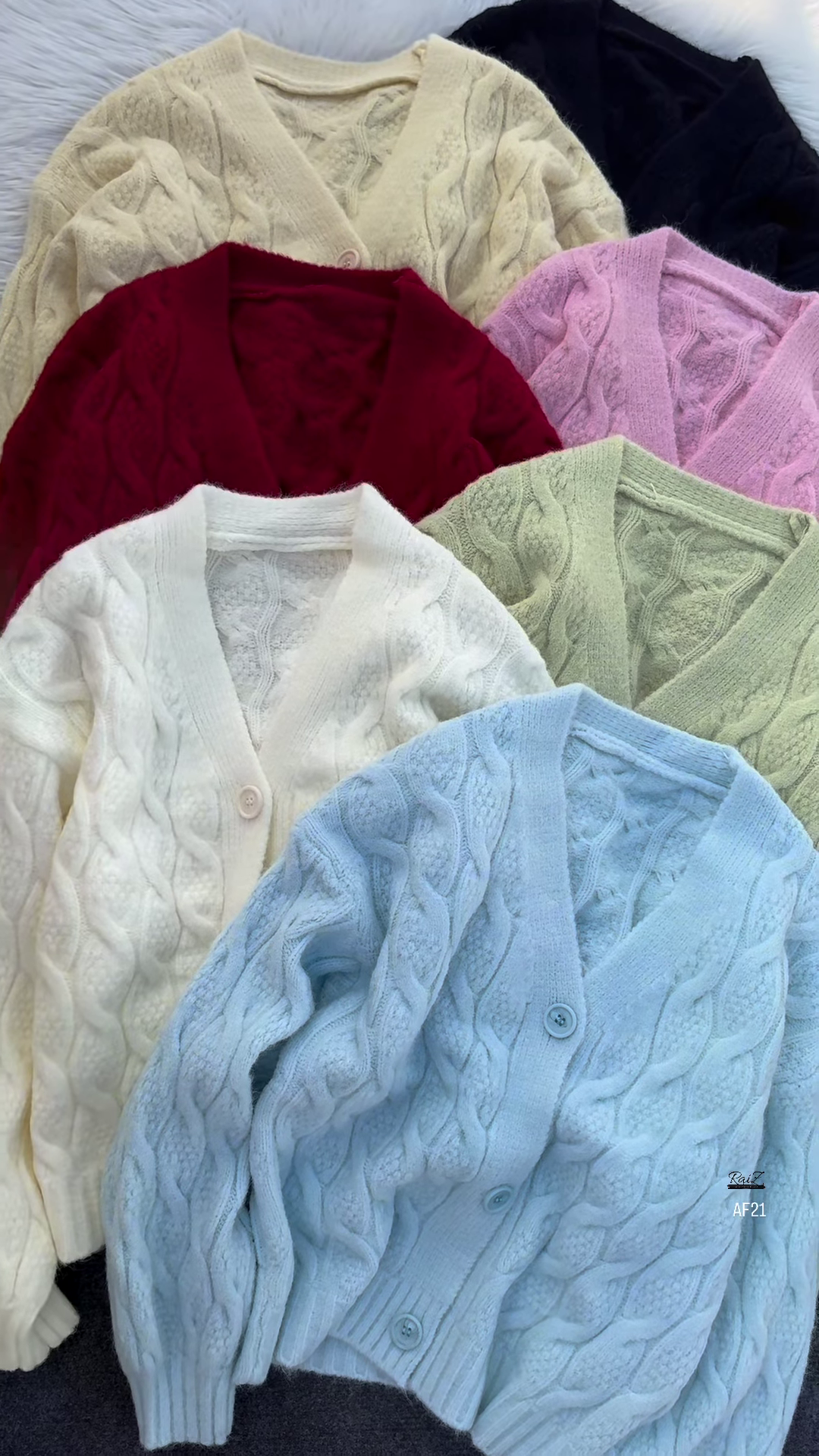 Where Comfort Meets Contemporary Fashion