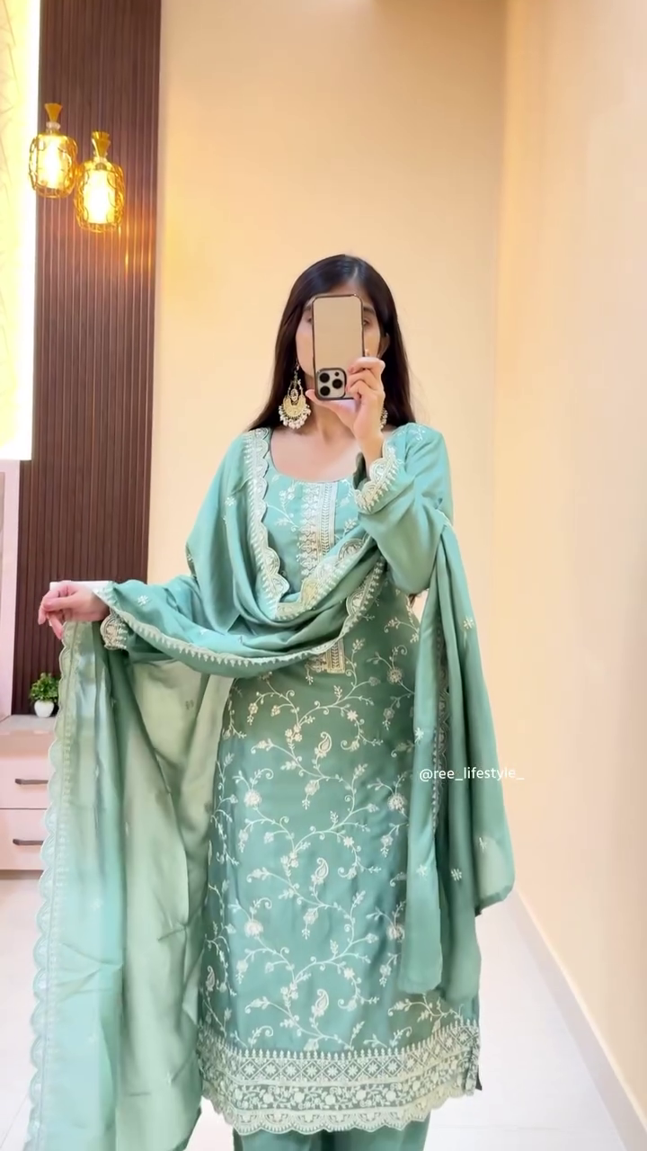 Elegant Western Dresses for Every Occasion