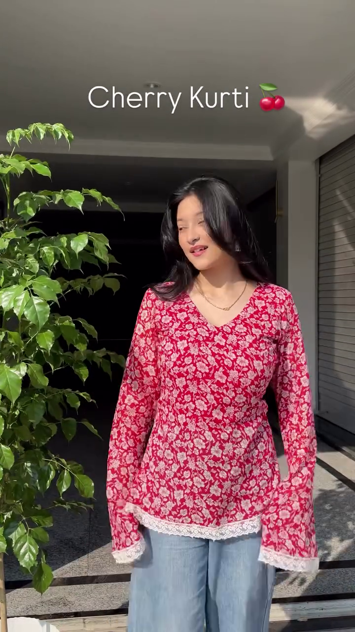 Crimson Cloud – Shades of Passion & Plush