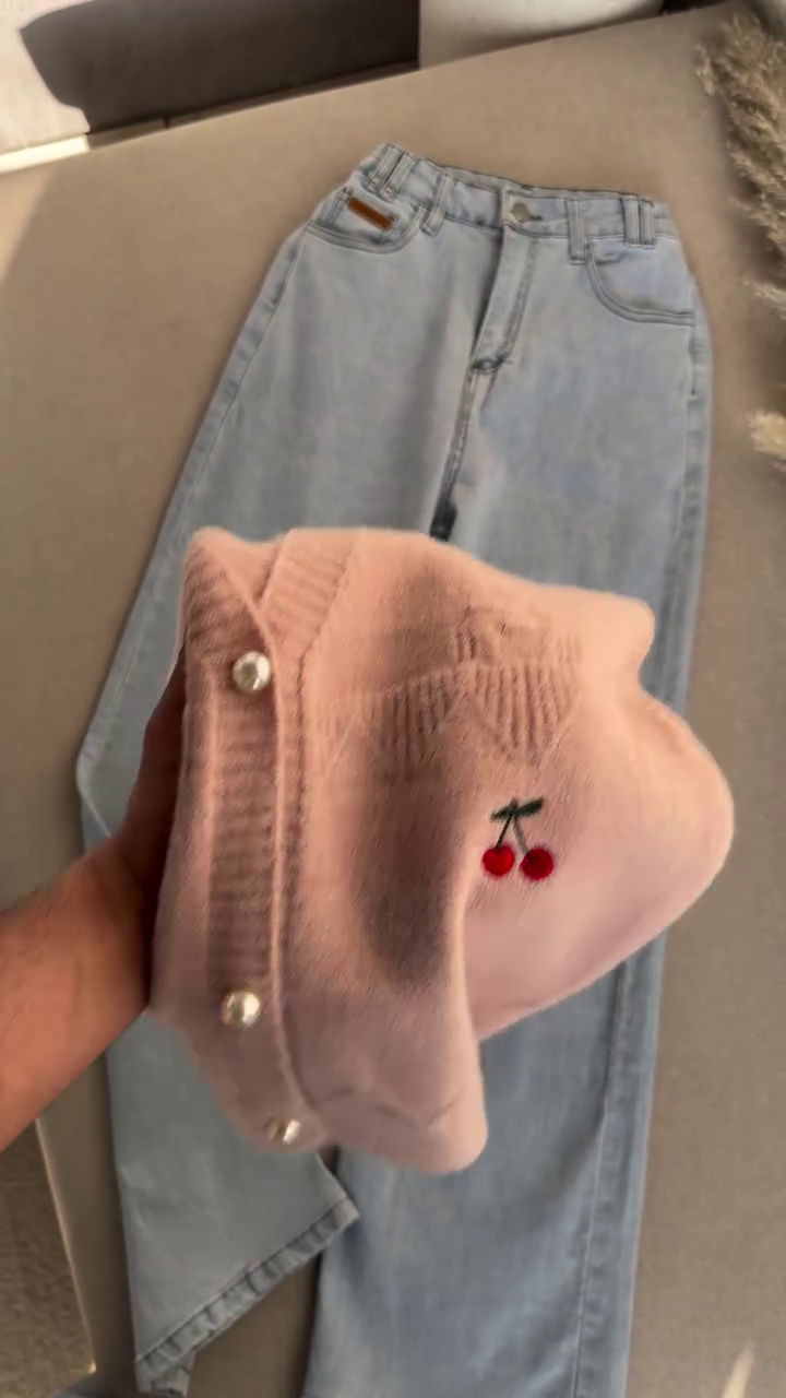 Minimal Style, Maximum Comfort