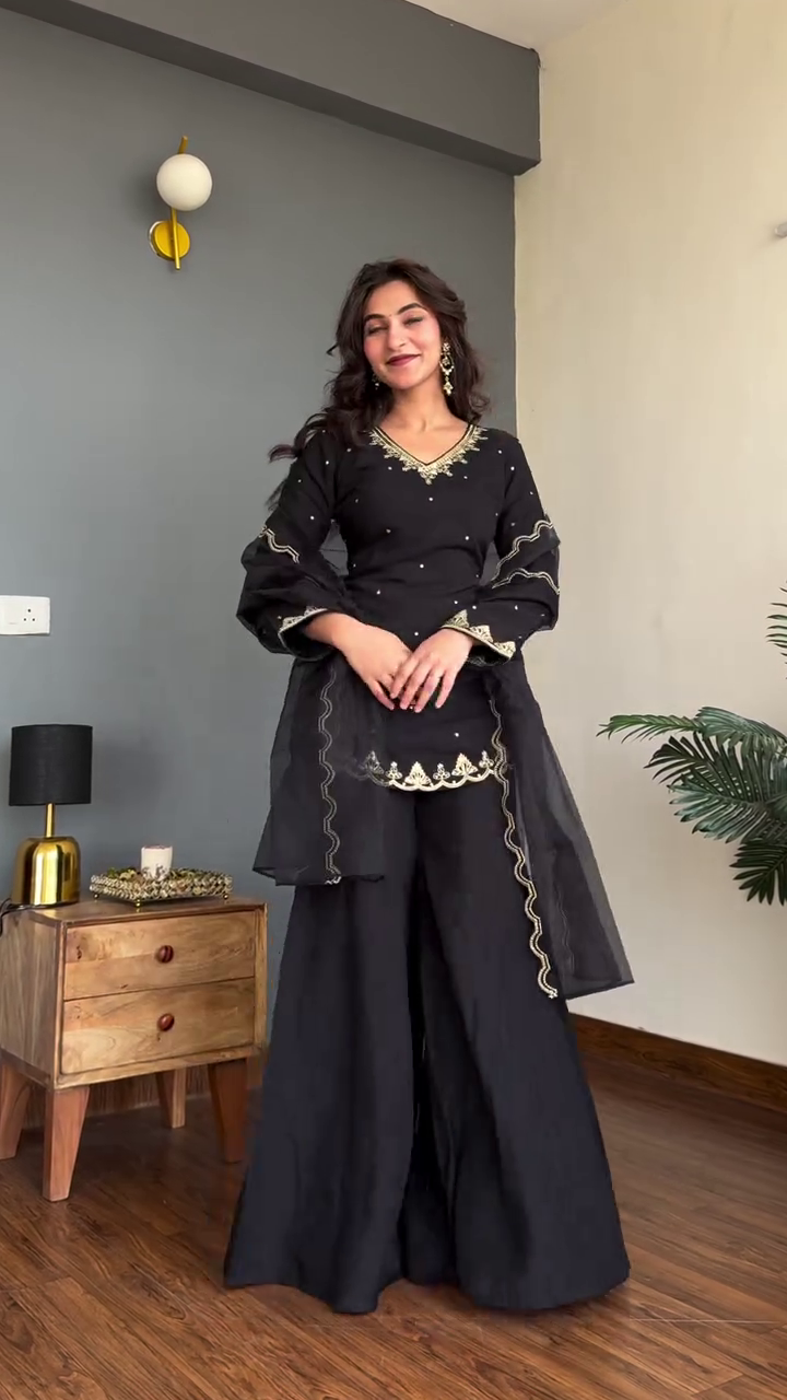 Ruby Red Embroidered Kurta Set with Organza Dupatta