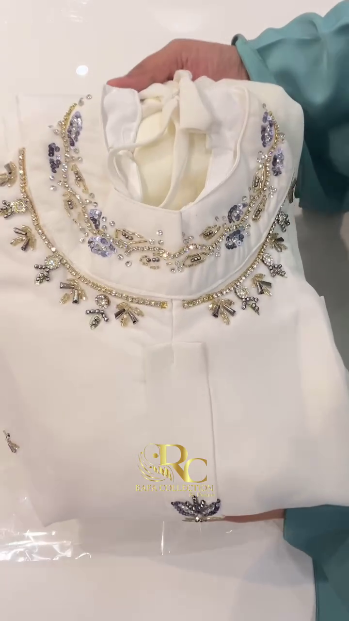 Luxury White Embellished Kurti – Premium Designer Festive Wear ✨🤍