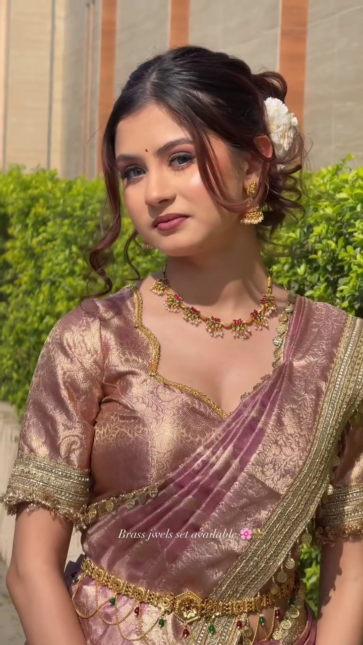 Royal Mauve Kanjivaram Silk Saree with Antique Gold Zari Weave