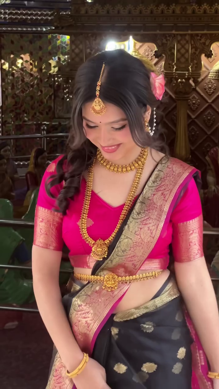 Black & Pink Traditional Silk Saree