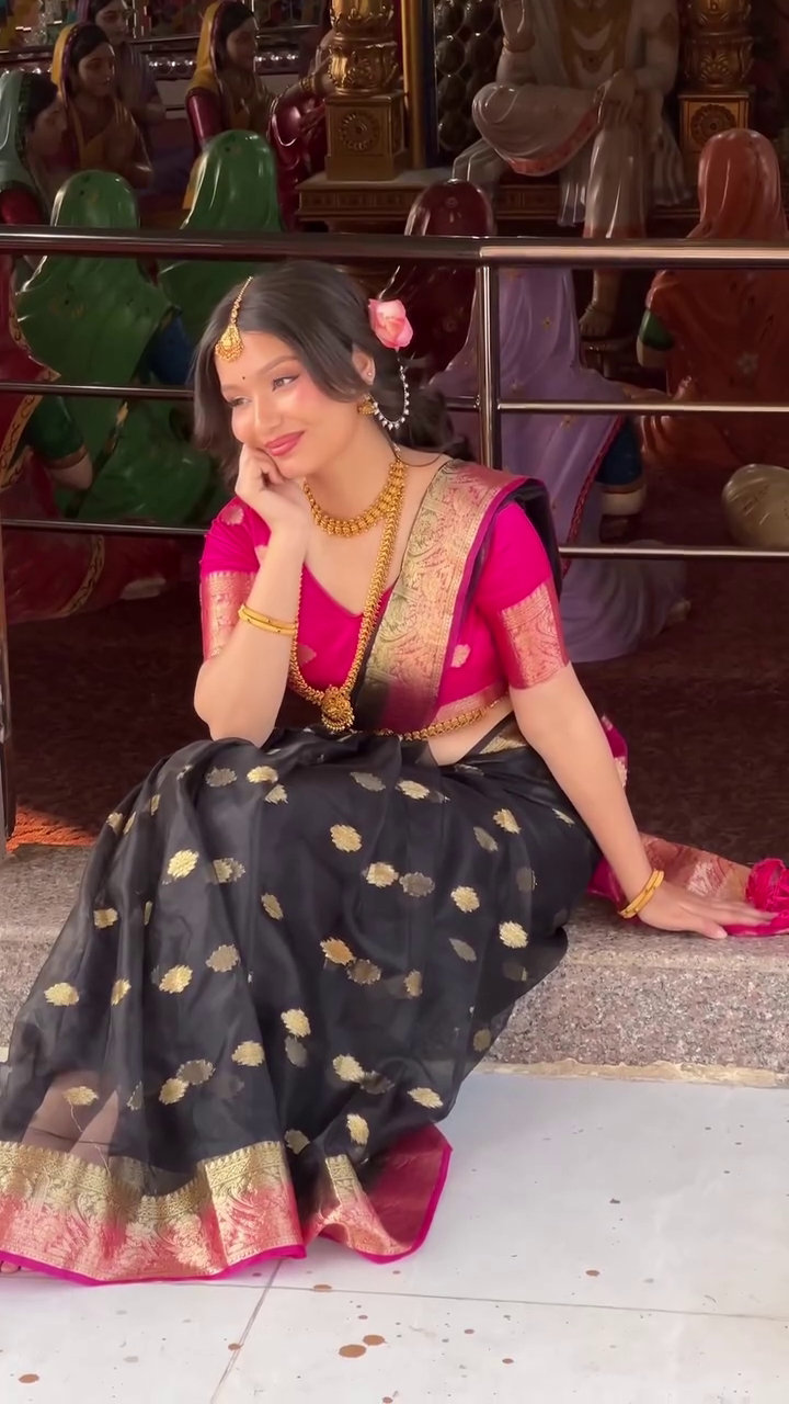 Black & Pink Traditional Silk Saree