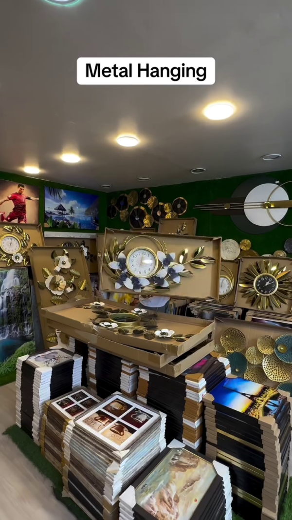 🕰️✨ Elegant Metal Wall Clock Collection – Modern & Floral Designs for Every Home - Image 3