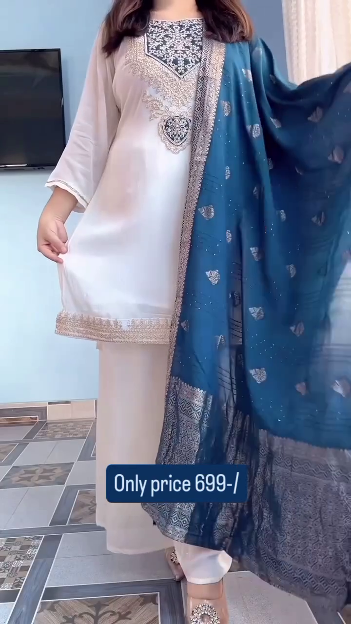 Chikankari Kurti for Timeless Style - Image 4