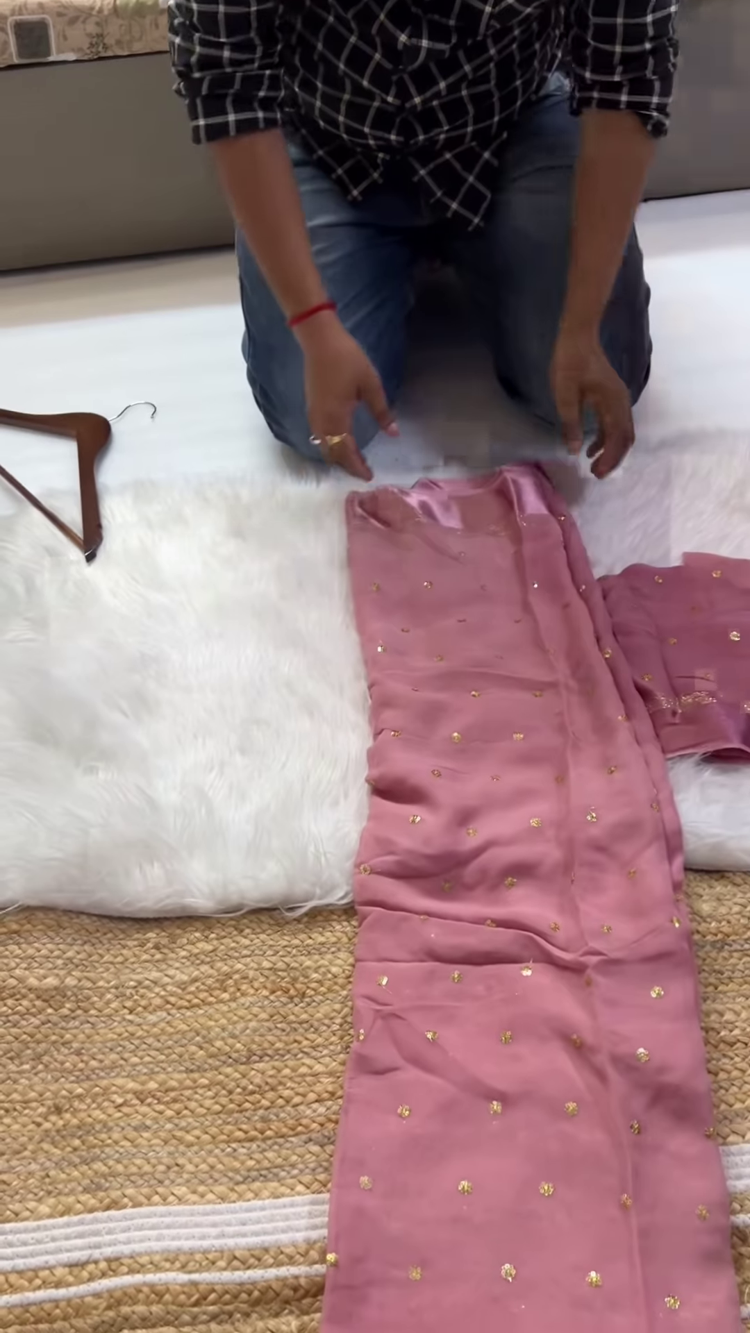 Banarasi Saree with Traditional Detailing - Image 2